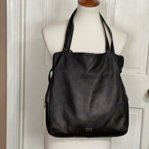 Cobo International Leather Purse